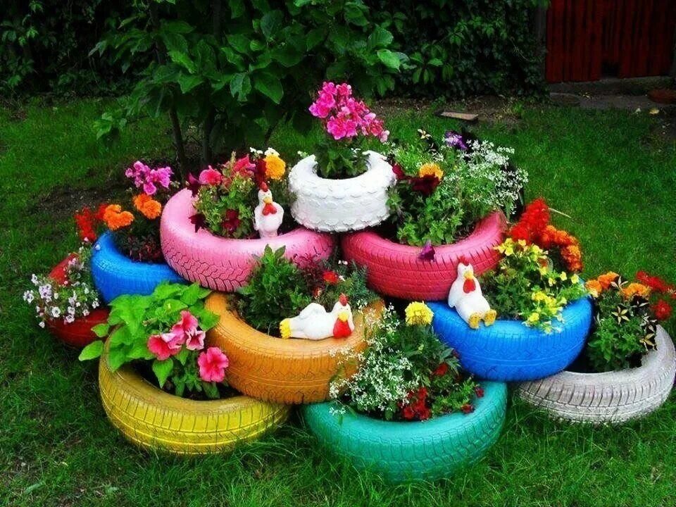 Оригинальные цветочные клумбы. Садовые клумбы. Оригинаьные крумбы на дачи. Идеи для клумбы. Клумбы на даче.