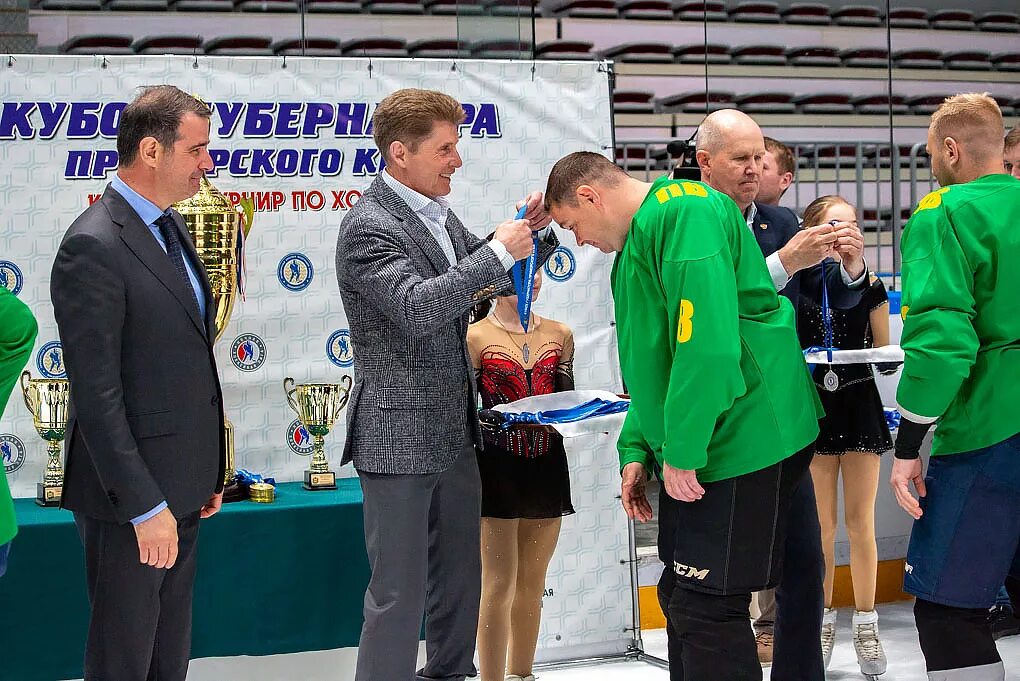 Турнир б. Турнир б. Играть в теннис соревнования. Играть в теннис соревнования. Турнир б.