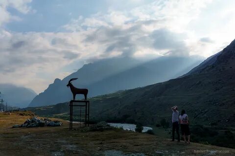 Через кавказскую