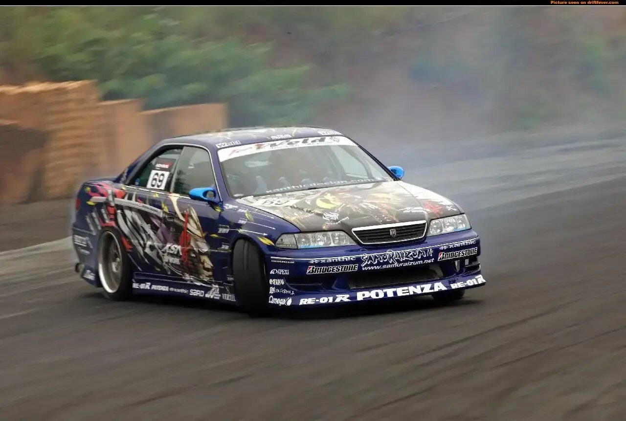 Drift 2 drag много. Toyota Mark 2 jzx100 дрифт. Toyota Mark 2 100 дрифт.