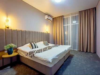 Land hotel