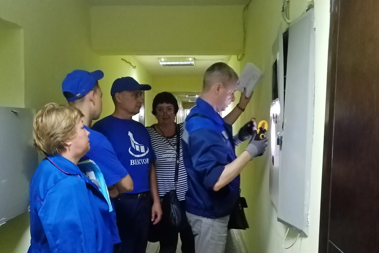 Ночные грозы в коктебеле 2022 году. Тольятти почему нет света. Дтп на восточном мосту в твери. Тольятти почему нет света. Город тольятти прорыв трубы улица коммунистическая видео.