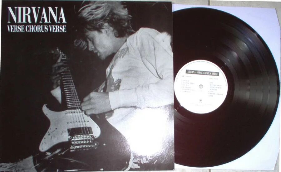 Dark horse katy perry обложка песни. Chorus verse. Juicy j. Keep moscow. The best of nirvana кассета.