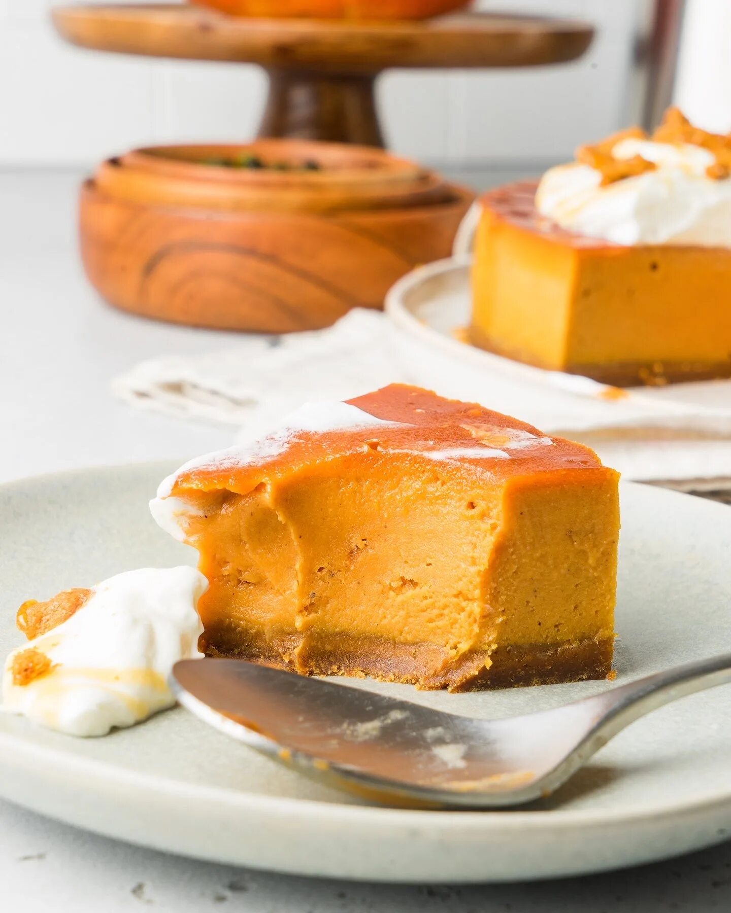 Тыквенный чизкейк. Варенье из тыквы с апельсином. Сладкие пироги с тыквой. Тыквенные начинки рецепты. Американский пирог с тыквой.