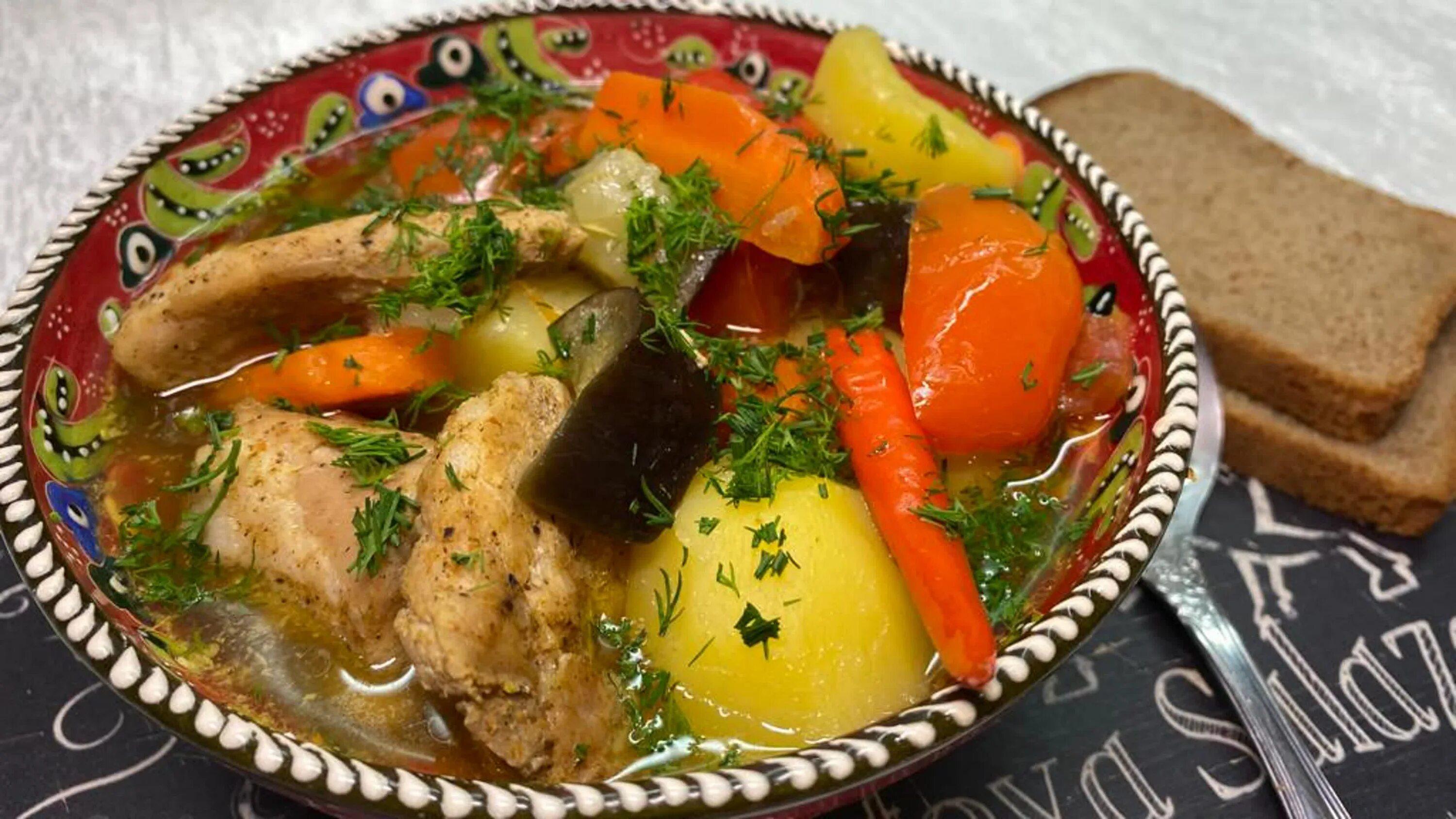 Армянская хашлама из говядины. Хашлама казацкая. Кавказская кухня хашлама. Хашлама из свинины. Хашлама из свинины.