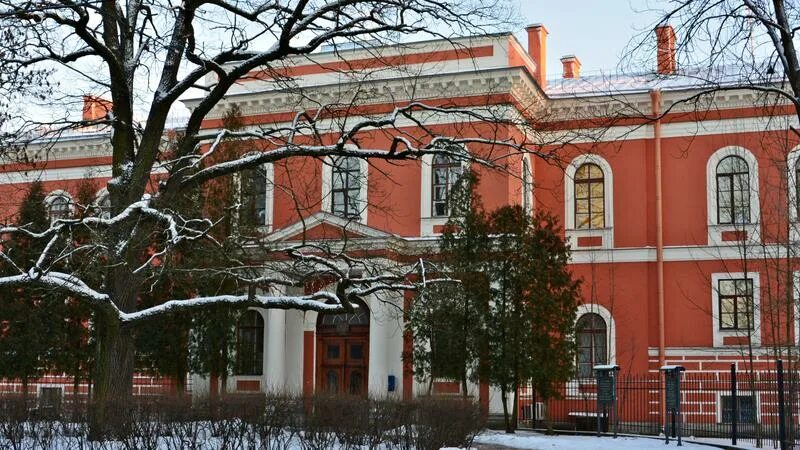 Пушкинская больница. Больница на Пушкинской в СПБ. Городская больница Пушкин 38 электронный вид. Москва городская больница на Пушкинской фото. Клиническая больница на Пушкина фото Львов у входа.