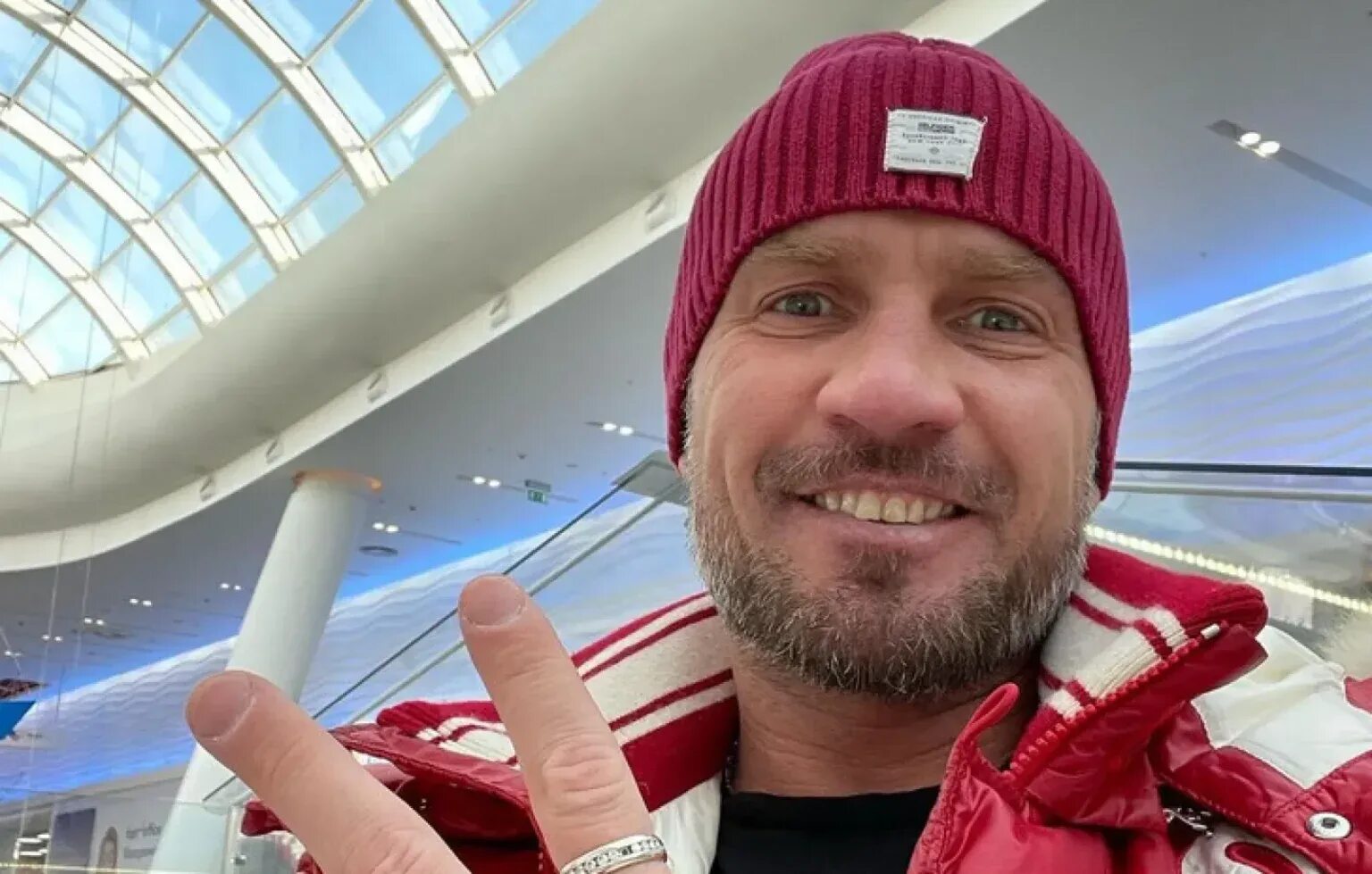 Роман костомаров. Роман костомаров 2022. Роман костомаров 2023. Роман костомаров фото. Программа про костомарова.