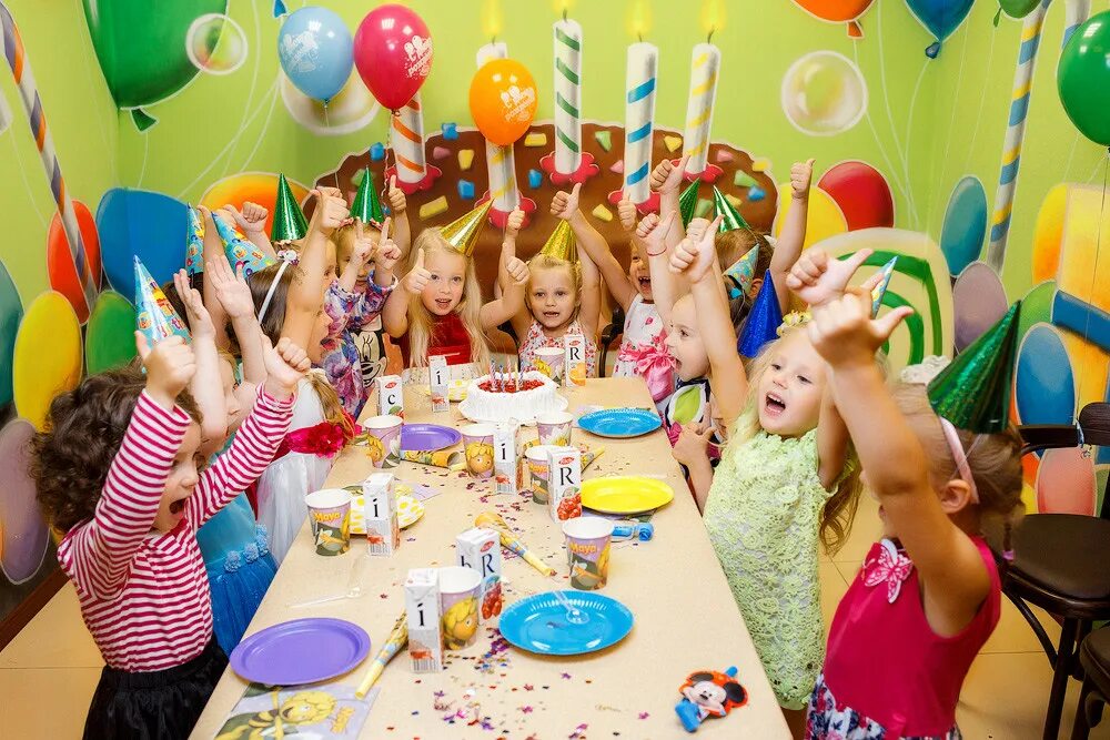Где отметить день рождения ребенка в красноярске. Детский праздник. Праздник день рождения для детей. День рождения - детский праздник. Развлечения на детский праздник.