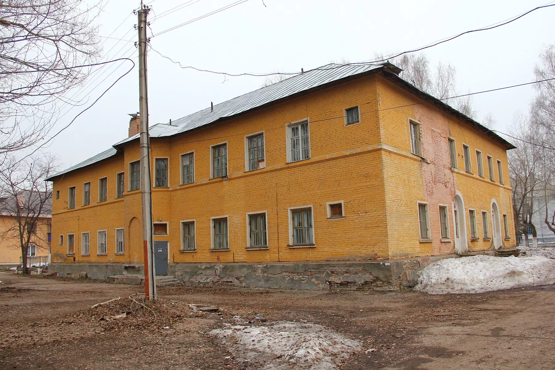 Стерлитамак первомайский микрорайон. Посёлок первомайский каменский район свердловская область. Поселок первомайский стерлитамак. Стерлитамак первомайский микрорайон. Стерлитамак дворец первомайская.