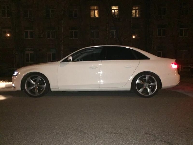 Audi s4 b8 r18. Audi a4 b8 колеса. Audi a4 r19. Audi a4 b8 диски r18. Audi a4 b8 диски r17.