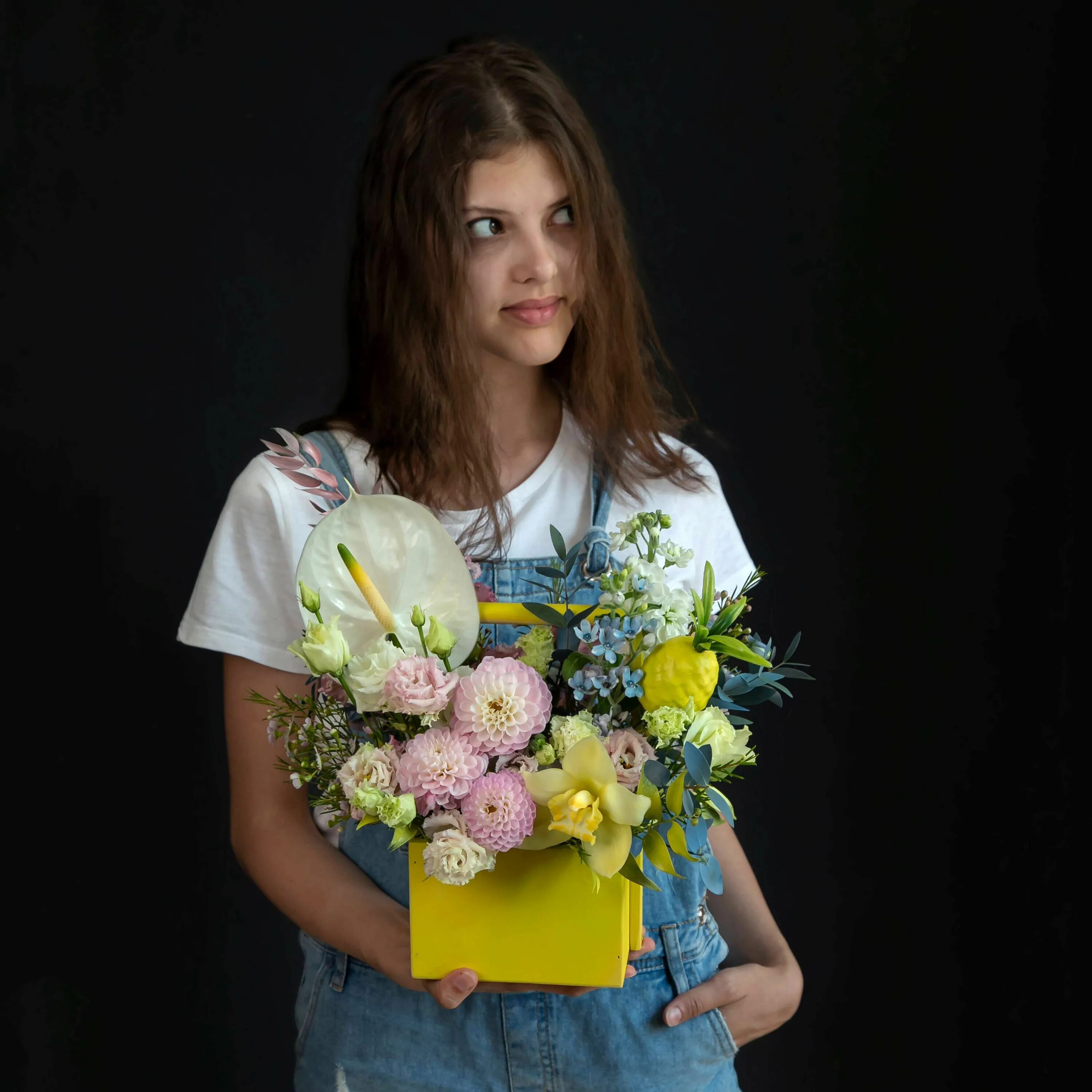 Реклама к 1 сентября для цветочного магазина. Революционный проспект 62 подольск. Цветоша. Пр-т юных ленинцев, 34/2. Подольск шепчинки магазин цветоша.