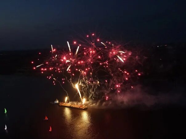 Салют в муроме сегодня во сколько. Муром салют 9 мая 2024. Салют в муроме. Салют в муроме 8 июля 2022 года. Салют в муроме 6 июля.