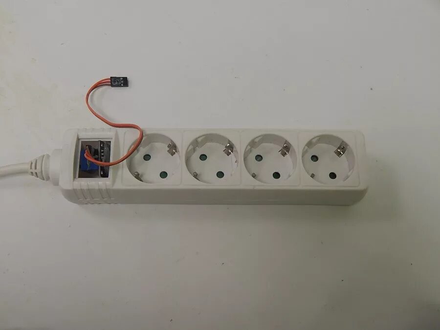 Удлинитель круглый 3 розетки контакты подключение. Можно ли подключить удлинитель к розетке. Розетка на удлинитель макел двойная. Схема подключения сетевого удлинителя. Удлинитель больше 6 ампер.