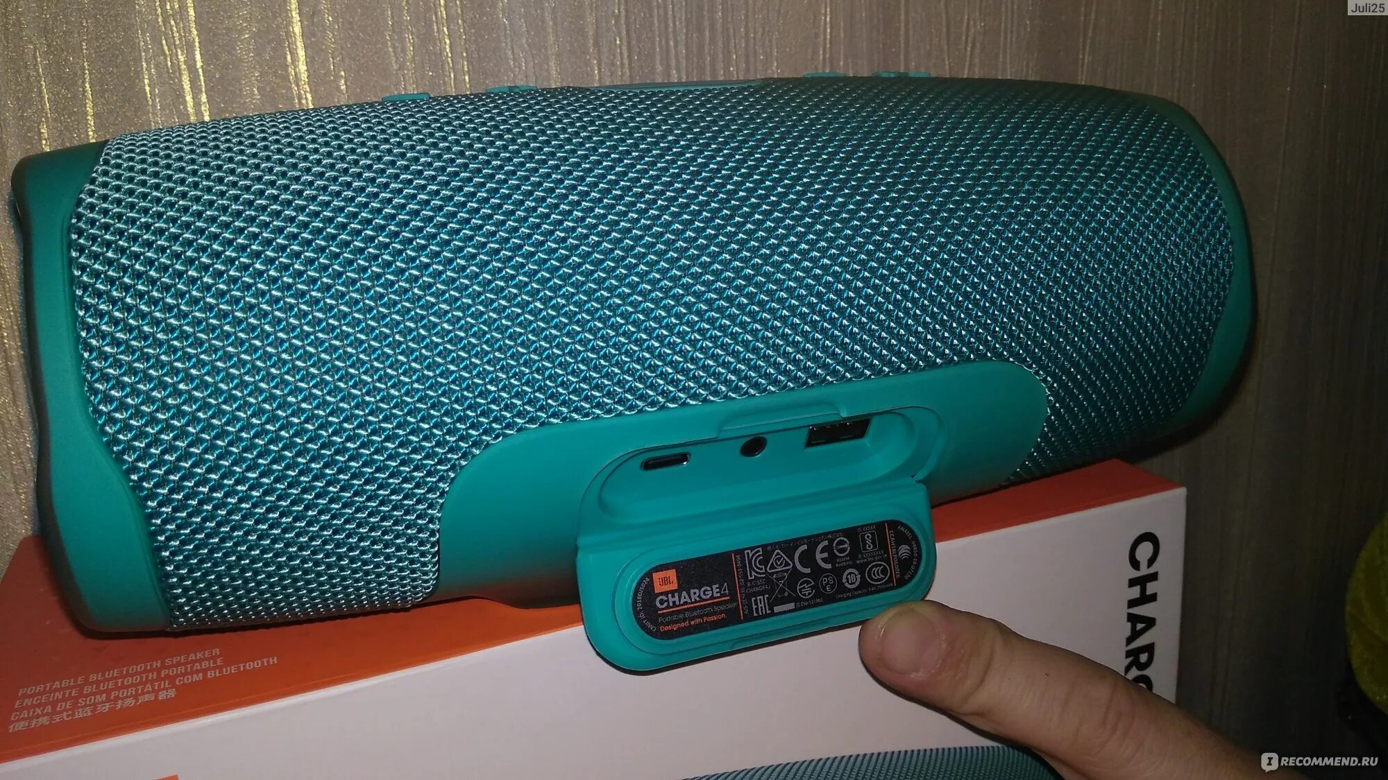 Обзор charge 4. Блютуз колонка jbl charge 4. Jbl колонки g 14-4. Портат колонка jbl charge 4 син. Версии jbl charge 4.