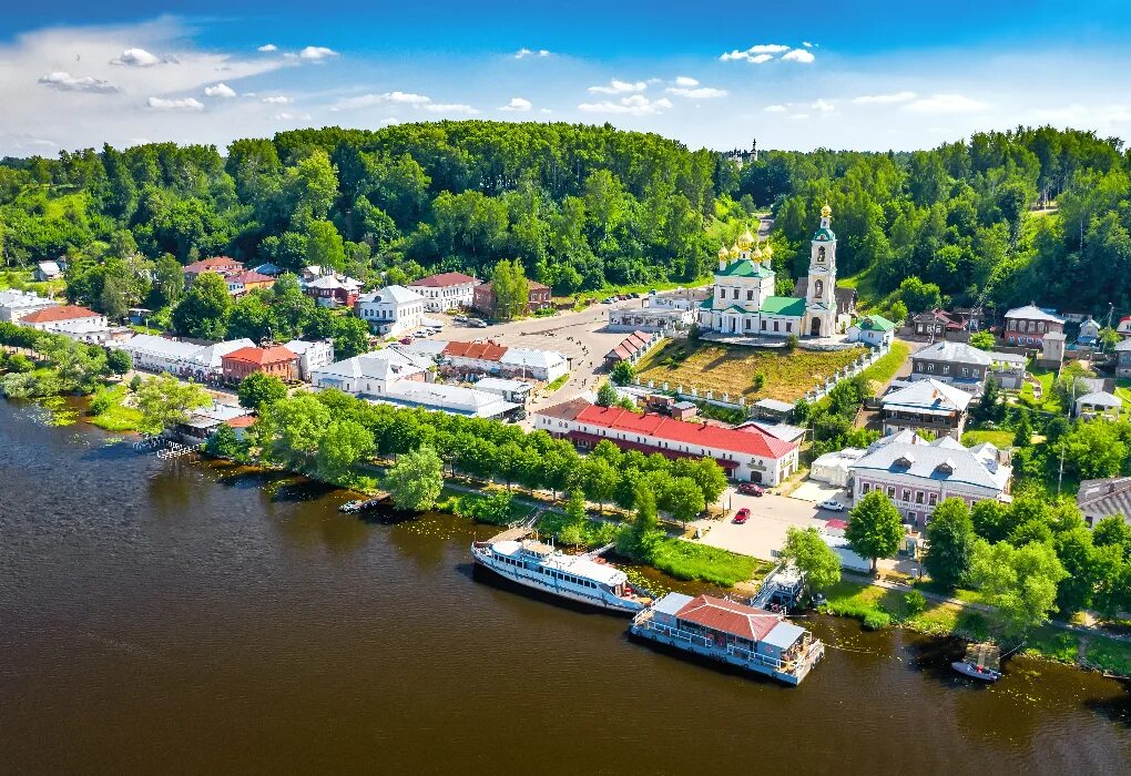 Плес часы работы. Ярославль волга. москва- плес река. путешествие по волжским городам. золотое кольцо туризм по волге.