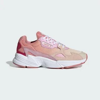 Оригинальные кроссовки adidas Originals Falcon W (EF1964) розового цвета. 