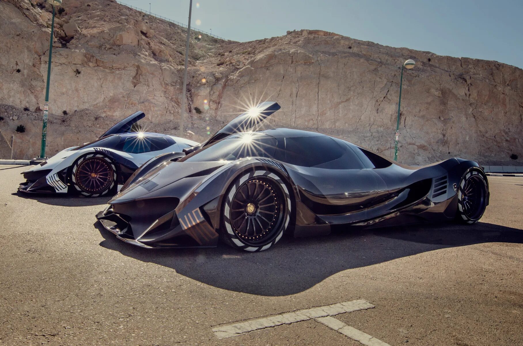 Koenigsegg гиперкар gemera. Czinger 21c. Феррари жт кросс концепт кросс. Гиперкары нилу 27. Мазерати гиперкар.