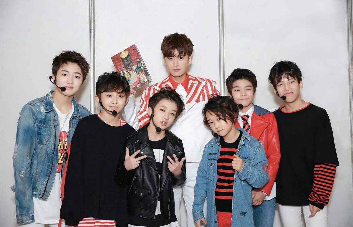 Группа boy story участники. Корейская группа boy story. Корейская группа boy story. Бой стори. Boy story kpop.
