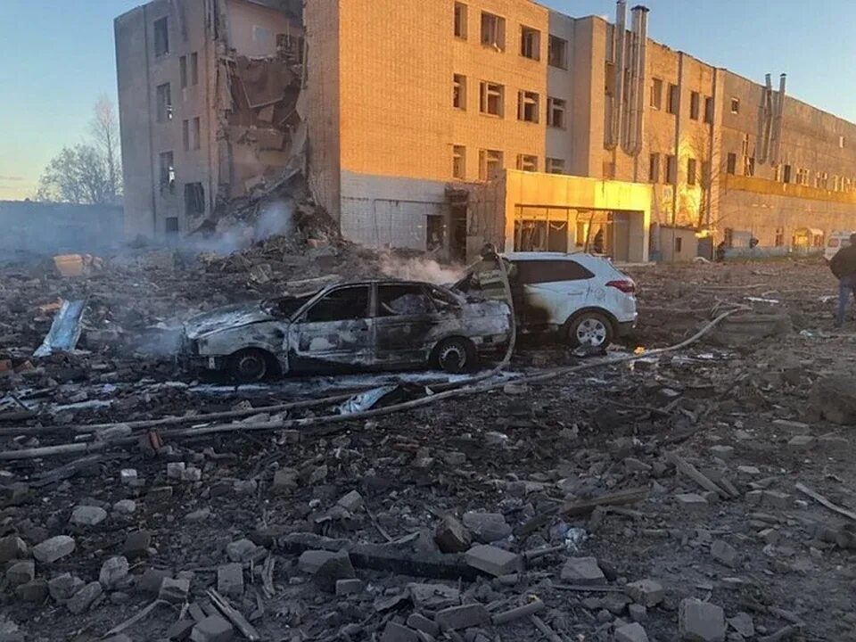 Гатчинский завод авангард центральная ул 4 фото Завод металлоупаковки Гатчина
