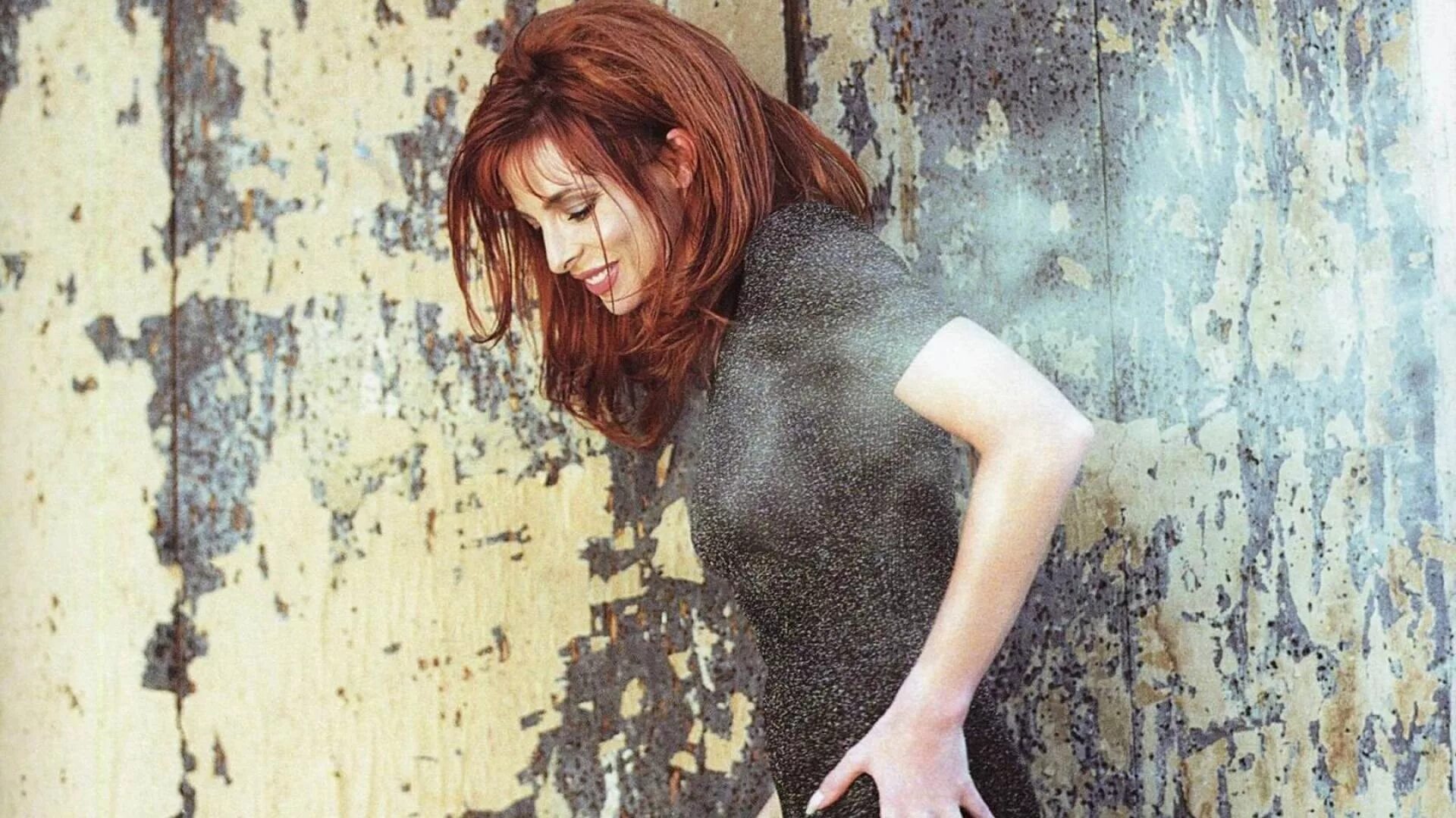 Mylene farmer une. Mylene farmer в молодости.