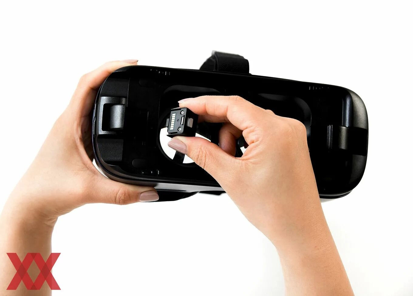 True vr. Samsung Gear VR. Переходник на VR Samsung очки. Gear VR Controller. Samsung Gear VR фото.