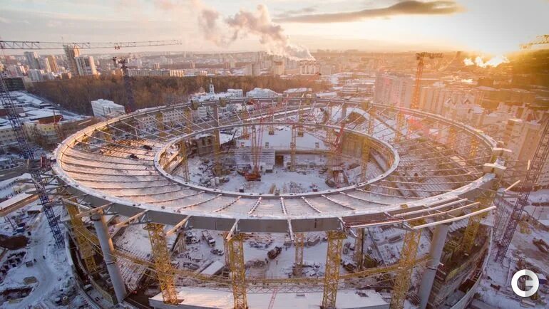 Стадион: "Екатеринбург Арена" (Центральный стадион)