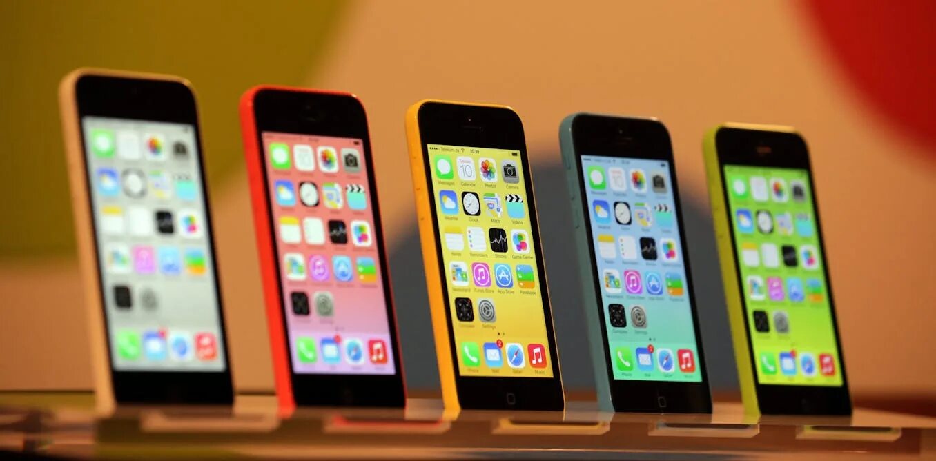 Apple iphone 5. Хорошо 5с. Apple фото моделей. Iphone 5 и 5s. Apple iphone 5s.