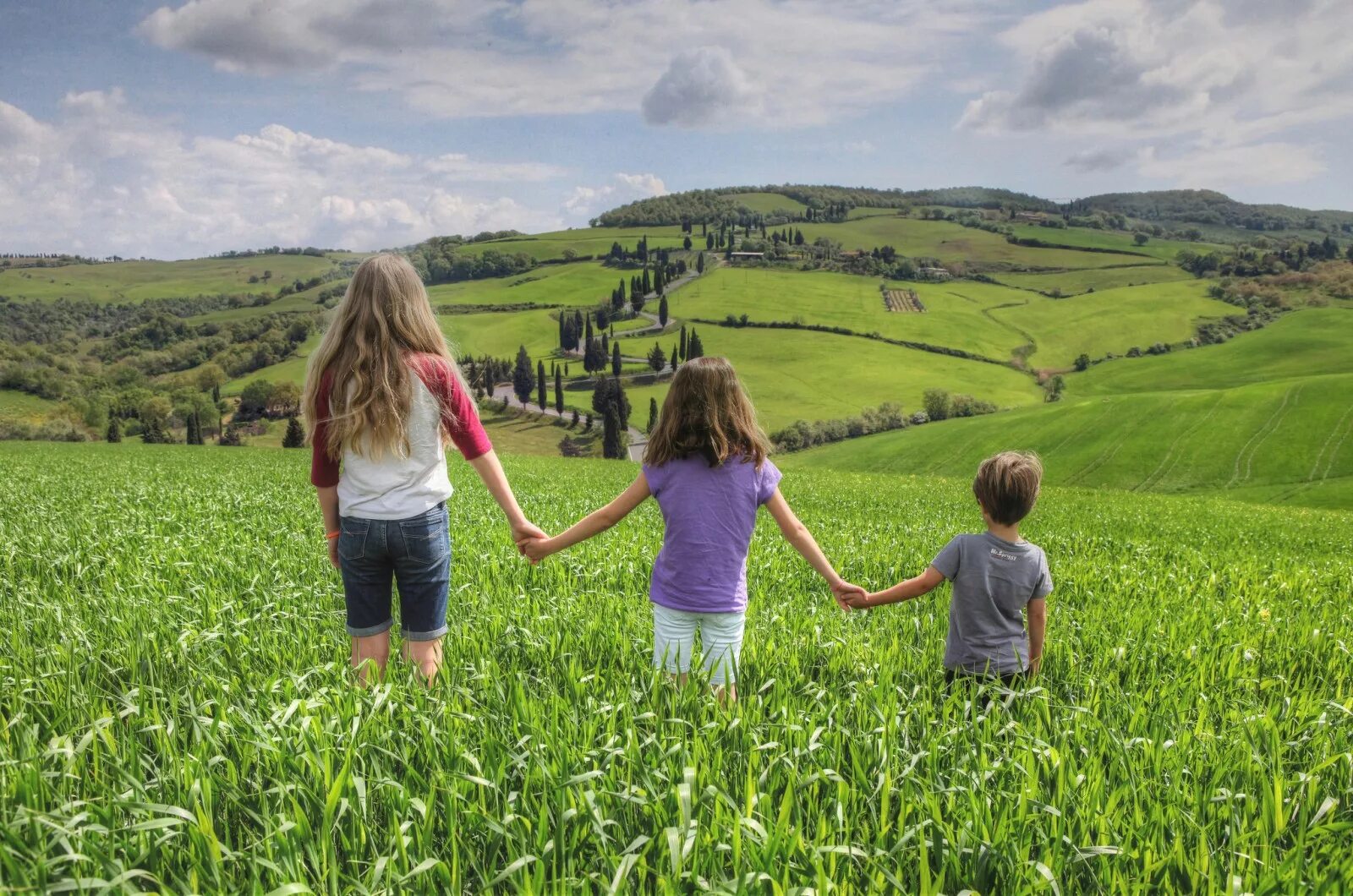 Holidays in your country. Holidays in the countryside. Summer in the countryside. Summer Holidays in the countryside. Living in the countryside.