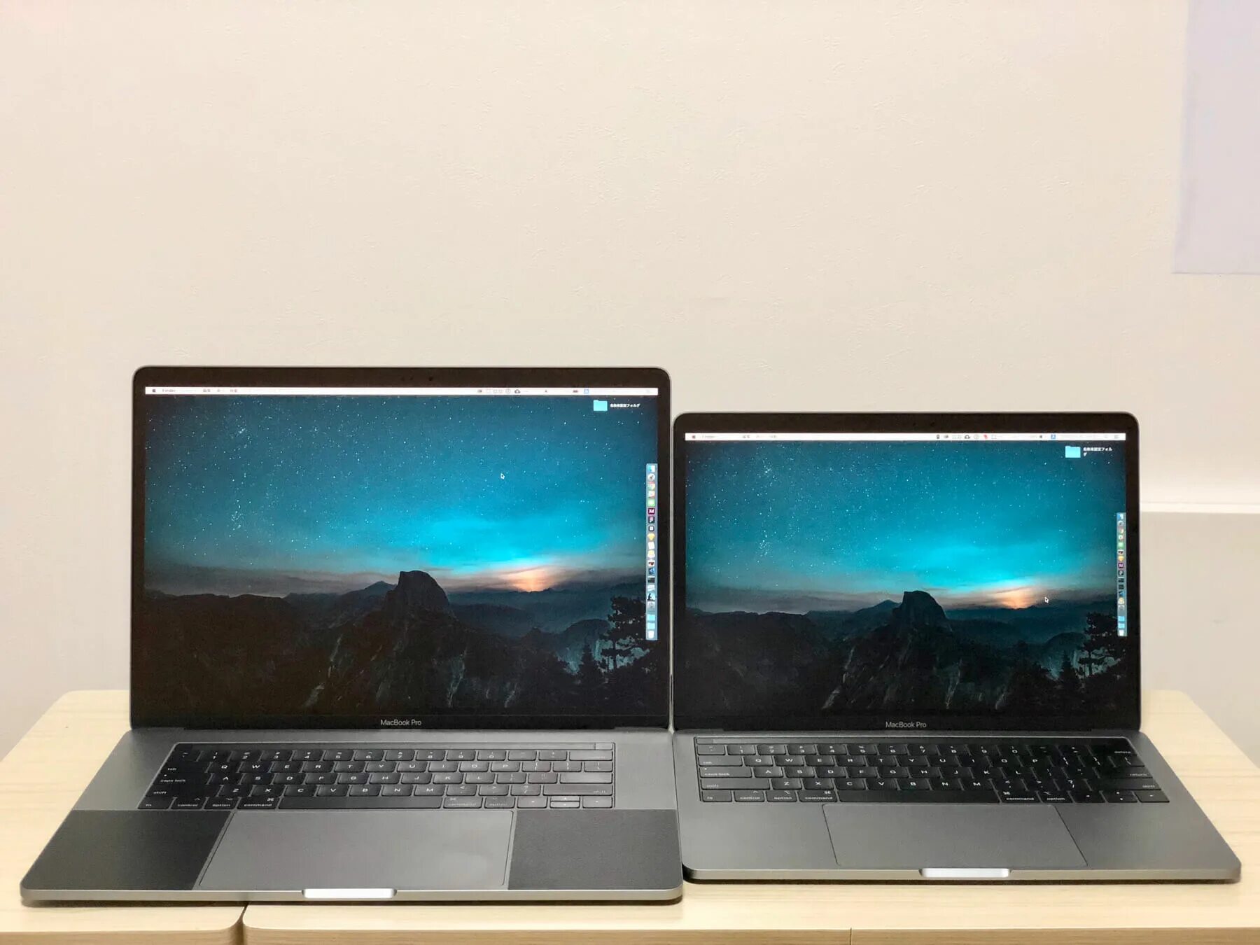 MACBOOK Pro 13 дюймов. MACBOOK Pro 13 inch vs 16 inch. MACBOOK Pro 13 vs 15. Макбук АИР 15 дюймов. Сравнение macbook 13