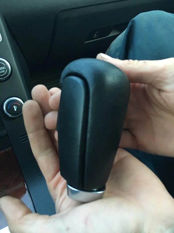 Покраска и перетяжка ручки АКПП - Volvo S80 (2G), 2,5 л, 2007 года своими руками
