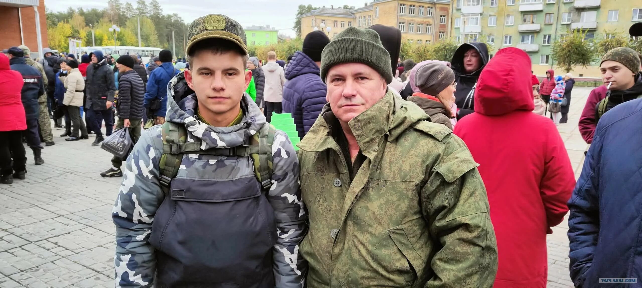 Мобилизация единственных сыновей. Российские военные на донбассе. отец моторолы донбасс. мобилизация в салавате.