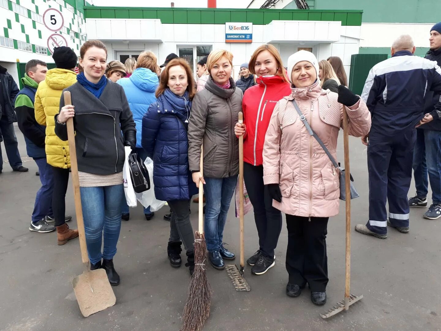 Народное слово богданович. Богданович завод. Вакансии Богданович. Подработка Богданович. БЗМП Богданович.