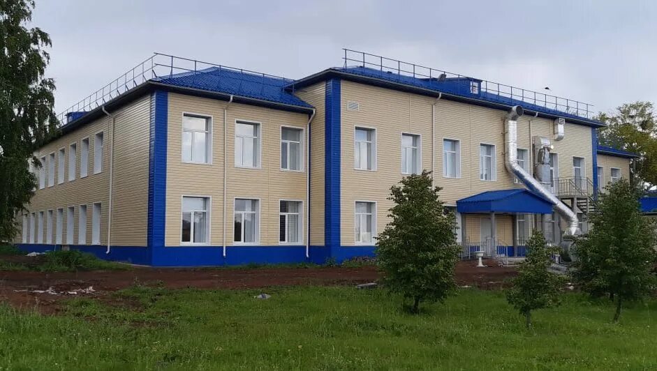 Село александровка оренбургская область александровский район школа. Тукай оренбургская область александровский район мечеть. Оренбургская область александровский р н. Тукай александровского района оренбургской области мечеть. Парк победы село александровка оренбургской области.