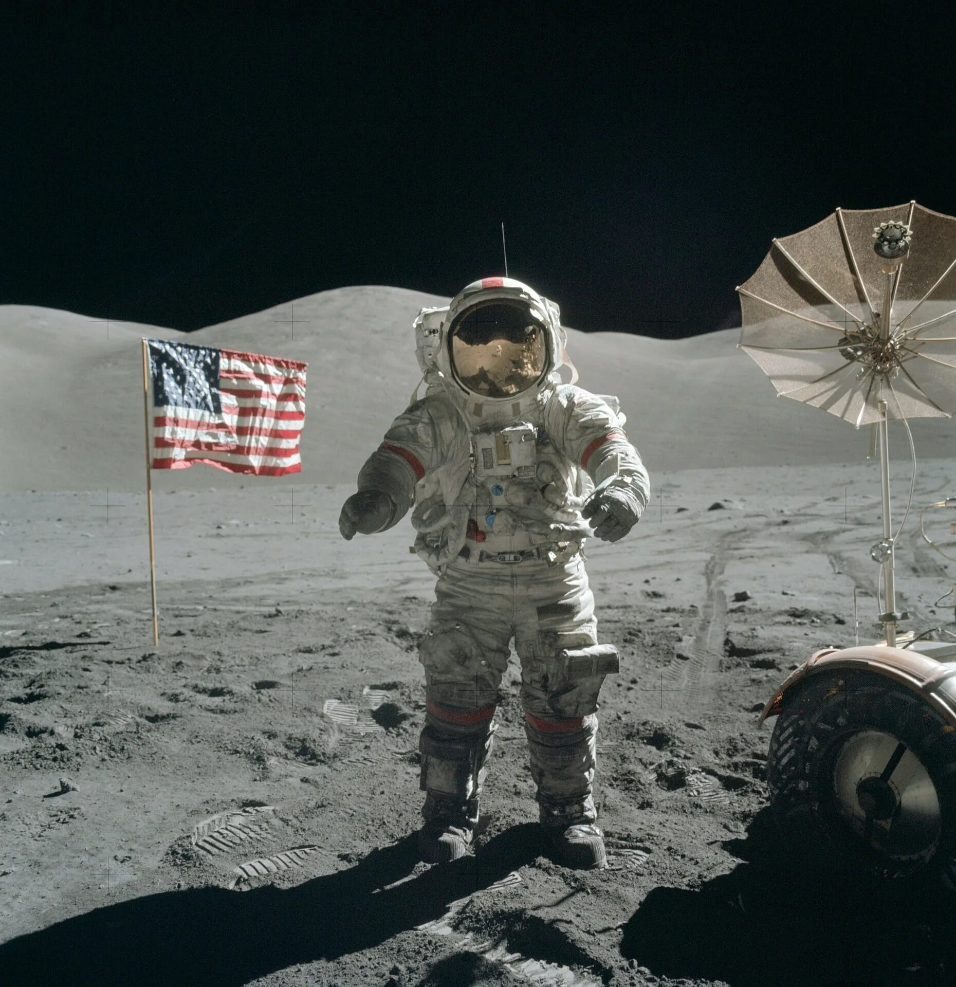 Аполлон 17. Аполлон 17 на Луне. Юджин Сернан, 1972 год. Последний человек на Луне.. Аполлон 17 Юджин Сернан и Харрисон.