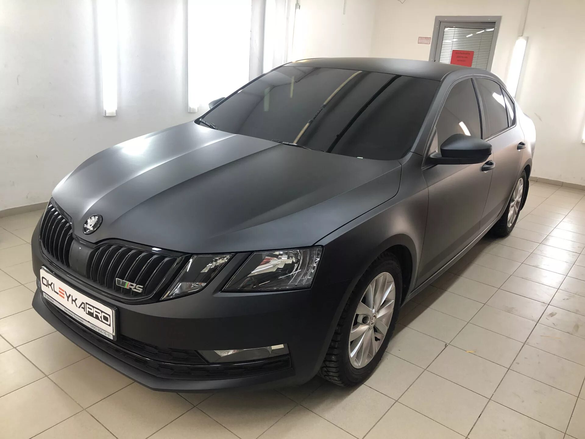 Skoda Octavia a7 черная матовая. Skoda Octavia a5 матовая. Skoda octavia цвета