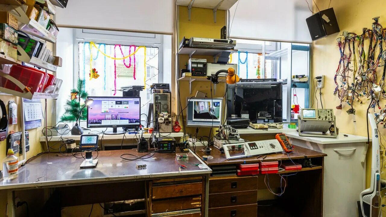 сервисный центр электроник. петробытсервис санкт-петербург. сервисный центр. сервисный центр офис. мастер чинить стиральную машину.