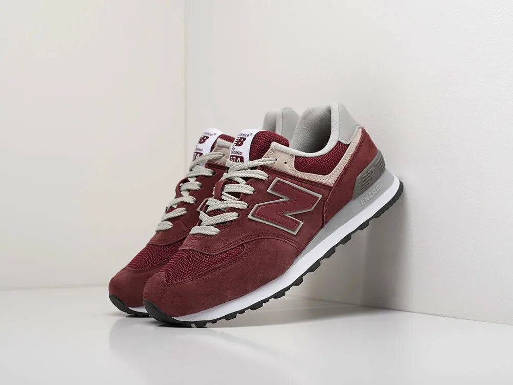 Кроссовки new balance цвета. Нью баланс бордовые 574. New Balance 574 бордовые. Кроссовки New Balance 574 мужские. New Balance 574 бордовые мужские.