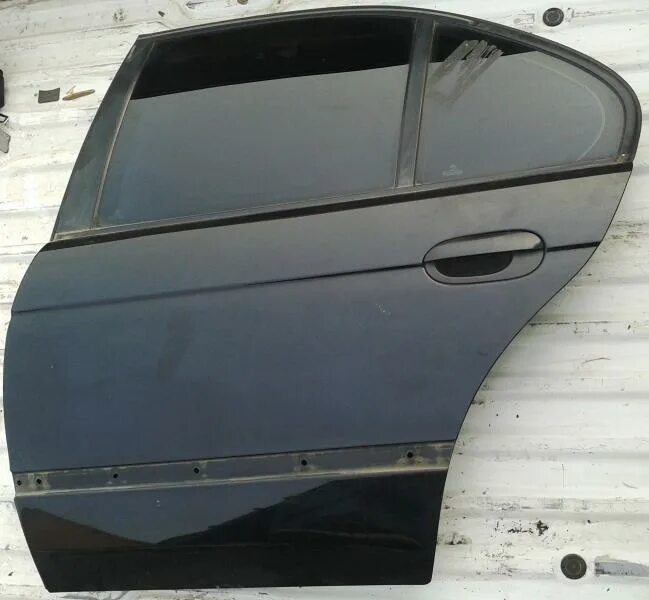 Bmw e39 дверь задняя левая. Бмв е39 передняя дверь. Дверь бмв е60. Bmw e39 дверь. Бмв е39 передняя дверь.