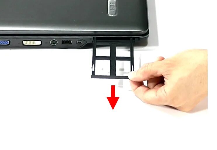 Как вставить карту в ноутбук. Ноутбук Асер слот для карты памяти. Разъем микро СД для ноутбука. Acer Aspire v5 заглушка SD Card.