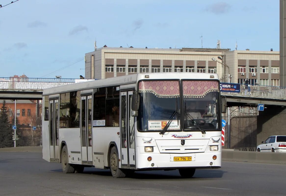 Автобус 796 москва. Автобус лиаз 5292 22. Нефаз 5299 20 33 новосибирск. Лиаз 5292. 895 автобус.
