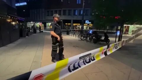 Открыл стрельбу в баре