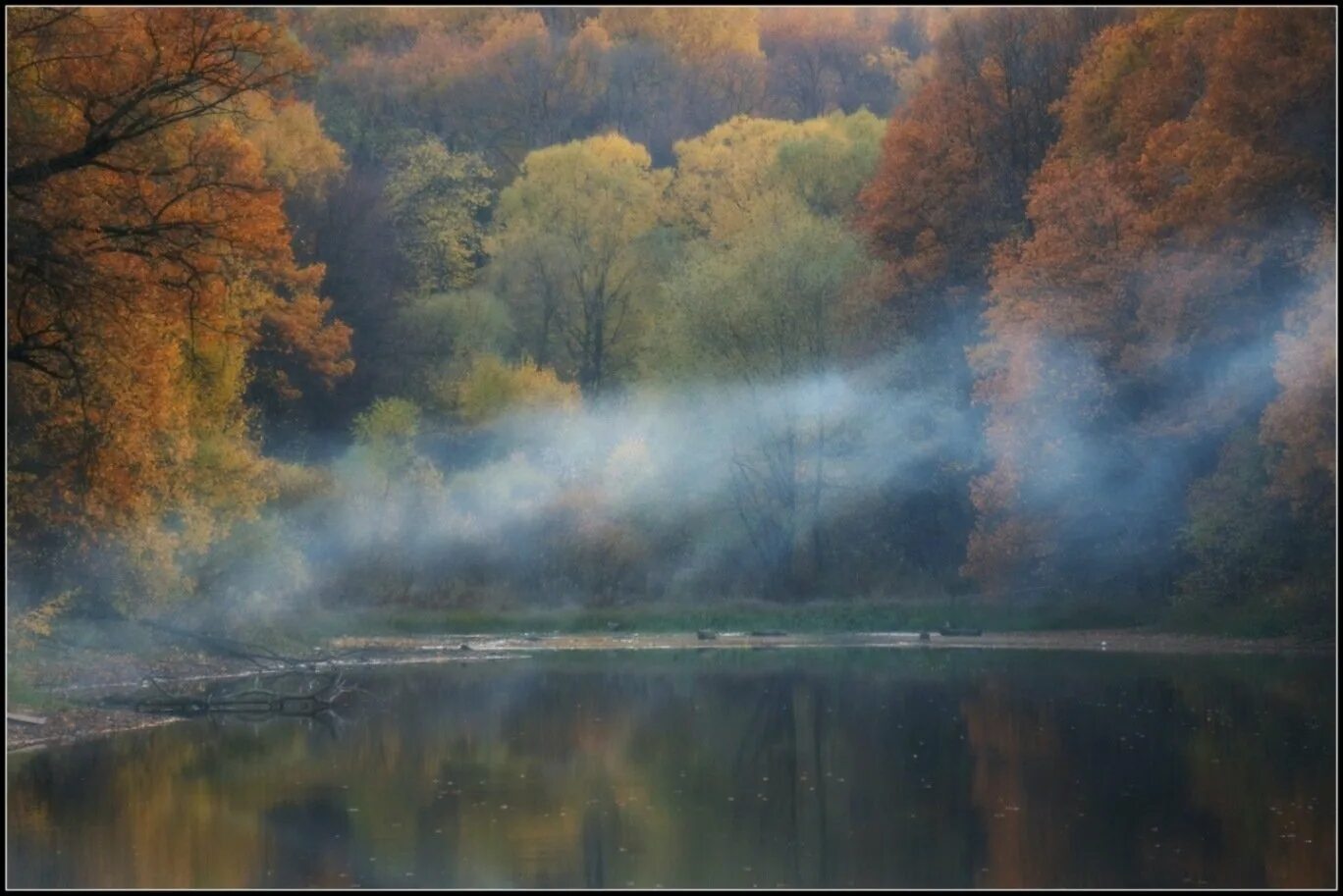 Песня над рекой туман дым. Пейзаж с дымкой. Дымка над водой. Осенняя дымка. Туман дымка.