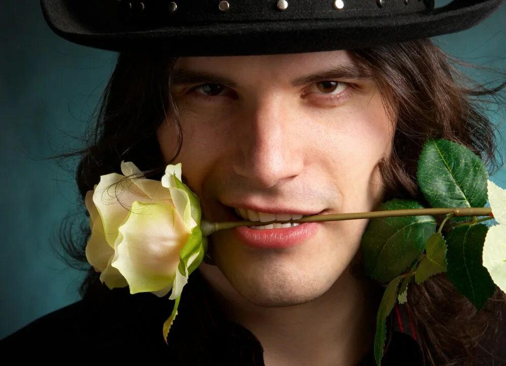 Букет для мужчины. С днём рождения девушке при. День мачо. Классный парень. День мачо.