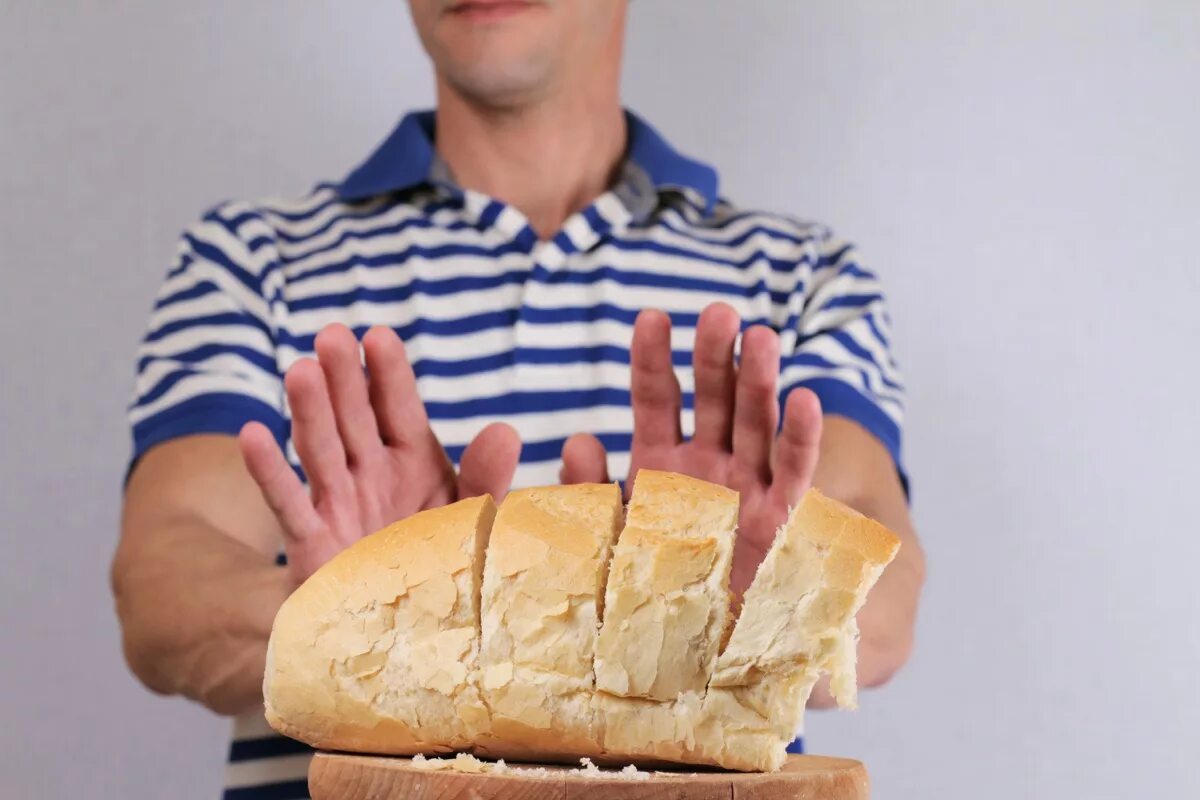 Человек есть хлеб. Человек хлеб. Вредный хлеб. Отказ от хлеба. Отказ от хлебобулочных изделий.