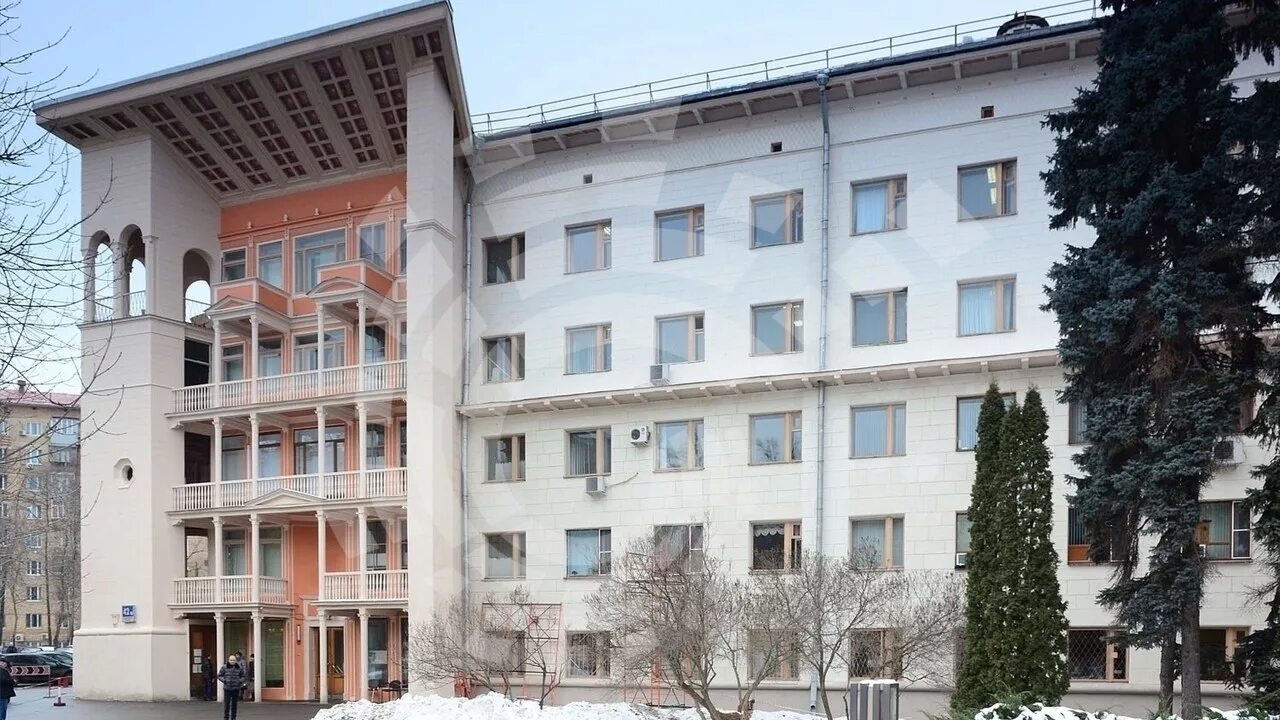 Ленинский проспект 42 2. Вцспс ленинский проспект 42. Дворец профсоюзов москва ленинский проспект. Ленинский проспект, д. Ленинский проспект 42 2.