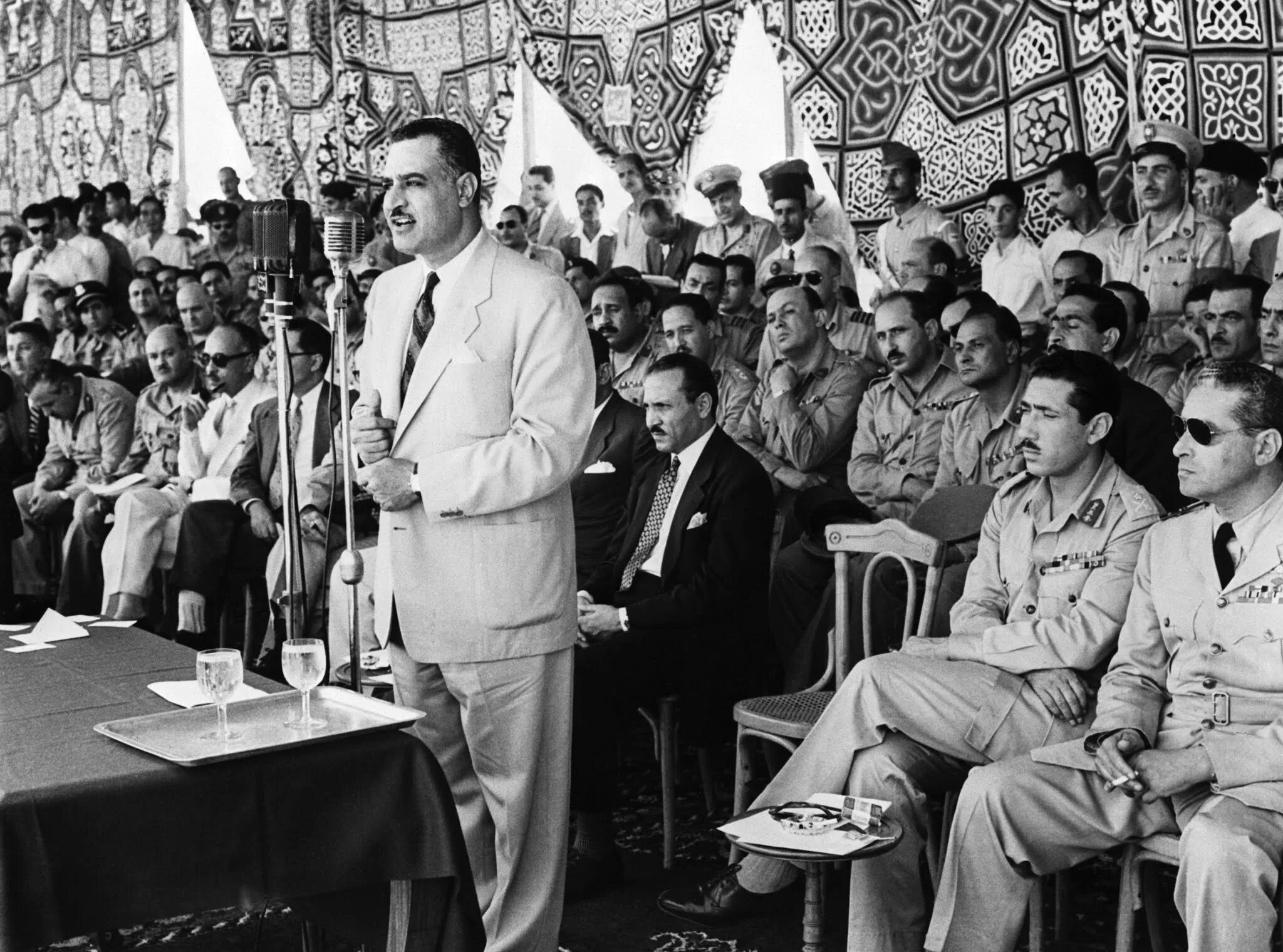 Гамаль Абдель Насер в Суэце 1956.