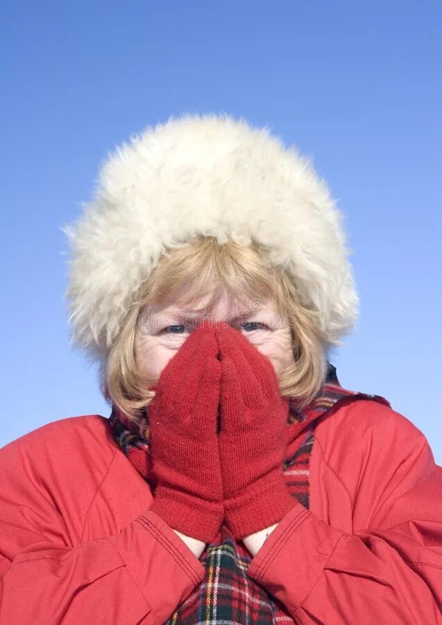 Теплая одежда на холоде. Холод в носу. Холод в носу. Холод в носу. Холод в носу.