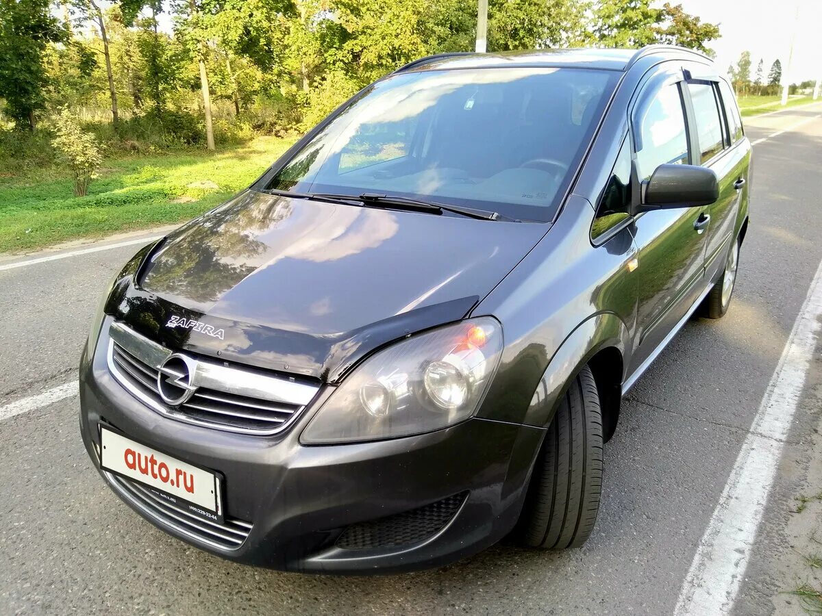 Опель зафира универсал. Опель зафира 99 года. Opel zafira b 2008-2014. Opel zafira 2010 года. Опель зафира бу московская область.