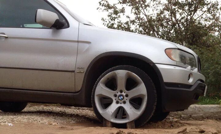 132 стиль бмв. Бмв х5 е53 диски 132 стиль. 132 стиль для bmw x5 e53. Cayenne bmw 132 стиль. 132 стиль одноширокие.