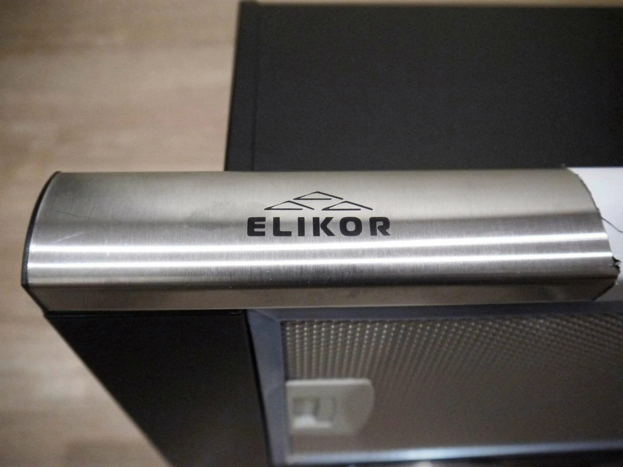 Вытяжка elikor интегра 50п. Эликор 50п-400-в2л. Встраиваемая вытяжка Elikor Интегра 50п-400-в2л черный/нержавейка. Вытяжка Elikor Интегра 50п-400-в2л.